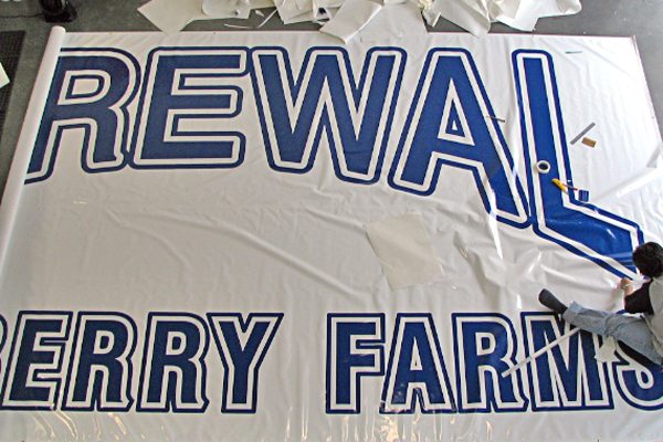signs_banners_Picture_082207_322_agri
